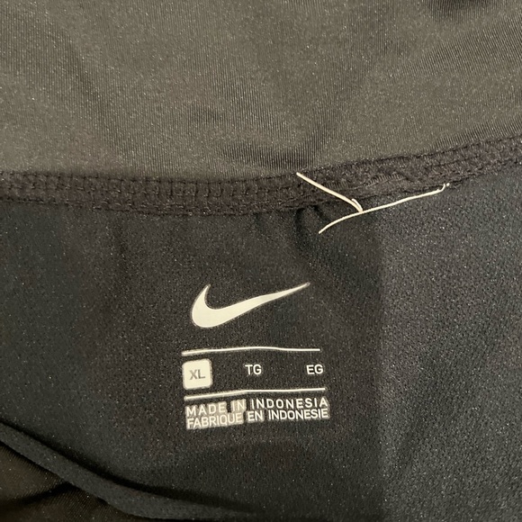 TWO pair like new Nike shorts with liner. The price is for BOTH pair. - Picture 5 of 8